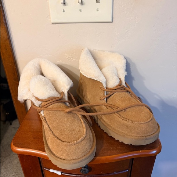 UGG Shoes - UGG Chestnut Suede Lace-Up Foldover Ankle Boots with Shearling